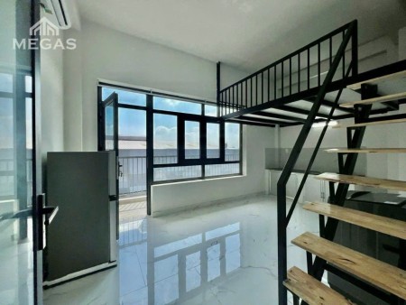 PHÒNG MỚI XÂY NGAY 3/2_BAN CÔNG RIÊNG_GÁC CAO_GẦN CẦU VƯỢT 3/2_LOTTE LÊ ĐẠI HÀNH