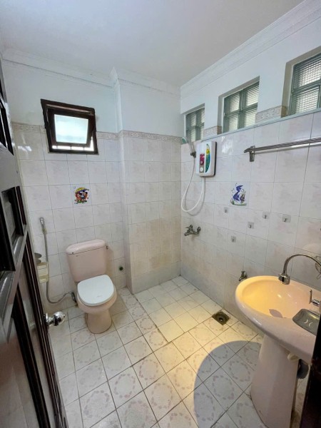 Phòng full nội thất ban công, cửa sổ, đường Trần Khánh Dư, Q.1, gần chợ Tân Định, nhà thờ Tân Định