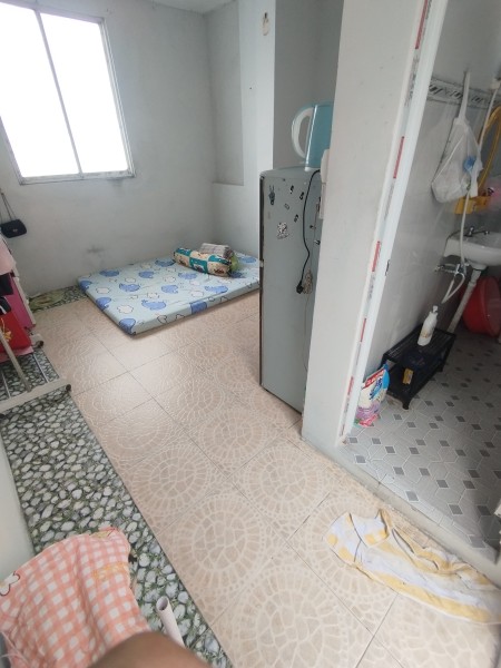 Phòng máy lạnh 20m2. Đường Tạ Quang Bửu P4 Q8