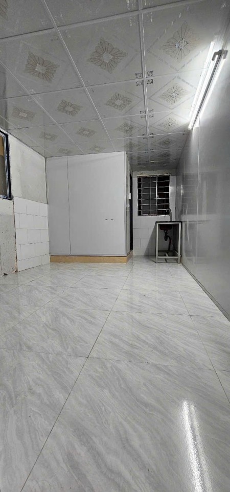 PHÒNG TRỌ ( TRỆT ) - CÓ MÁY LẠNH - NGAY GIGAMALL - P.HBC-THỦ ĐỨC