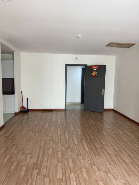 Cho thuê căn hộ Diamond Riverside diện tích 74m, 2pn, 2wc giá 8tr