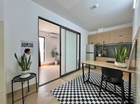 Căn Hộ 1 Phòng Ngủ – Ban Công, Tách Bếp – Full Nội Thất – Gần Sân Bay Tân Sơn Nhất