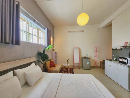 Phòng cho thuê gần chợ Tân Định đường Trần Nhật Duật full nội thất thuận tiện vào Hai Bà Trưng Q3