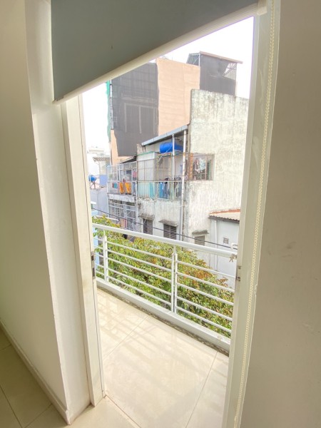 PHÒNG TRỌ ĐẠI HỌC VĂN HIẾN CÓ GÁC , BAN CÔNG RIÊNG GIÁ RẺ