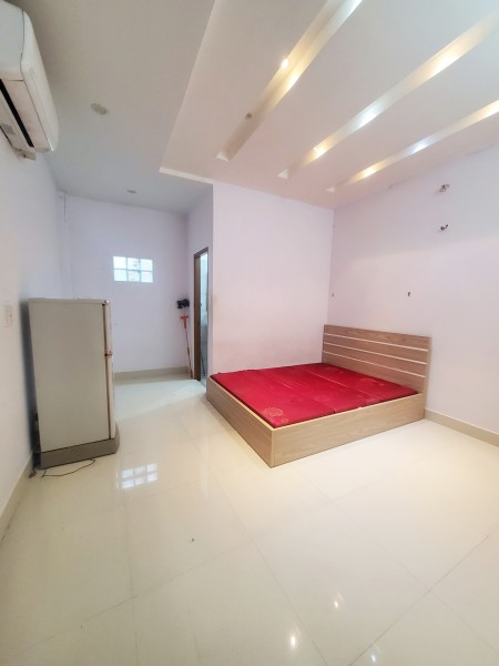 Phòng máy lạnh 3,5 triệu. Đường Điện Biên Phủ. P10. Q10