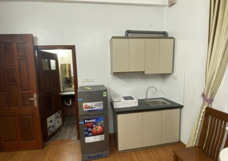 Cho thuê Căn hộ dịch vụ Tầng3 tại Số 98ngõ 116 Phan Kế Bính, Cống Vị, Ba Đình. Chỉ 4tr