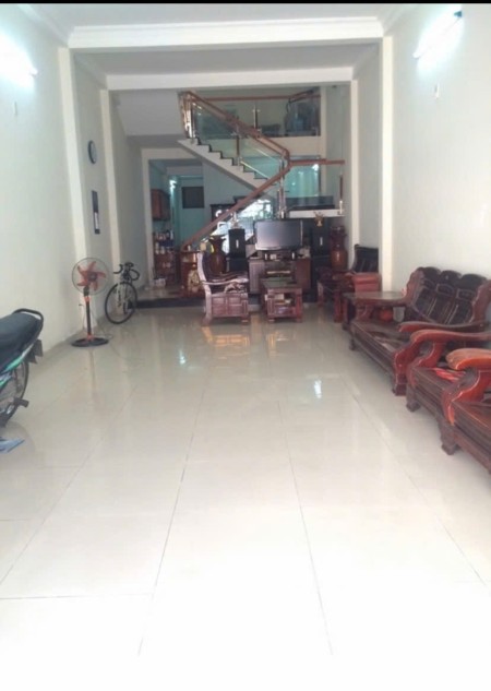 Cho thuê mặt bằng đường Tôn Thất