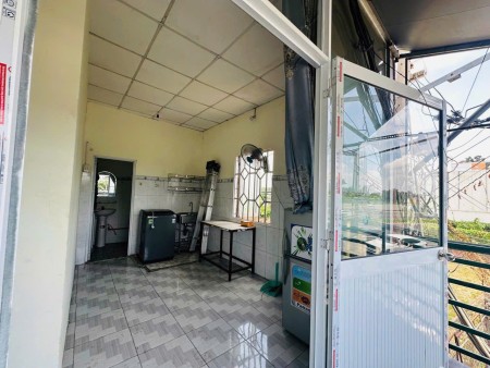 PHÒNG 2PN – BAN CÔNG – FULL NT, Q7 (Trống 1/12)