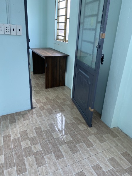 Chính chủ cho thuê phòng trọ mặt tiền huỳnh tấn phát 28m2, giá 3tr