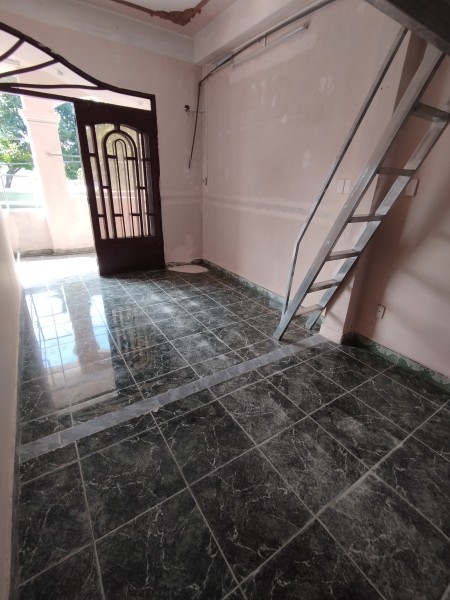 Phòng mới setup có gác máy lạnh. Giá 3 triệu cạnh bến xe Quận 8