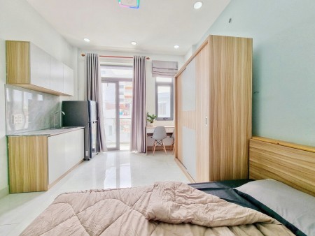 Căn hộ studio tách bếp rộng 40m2 ban công gần sân bay tân sơn nhất, lăng cha cả, ga t3