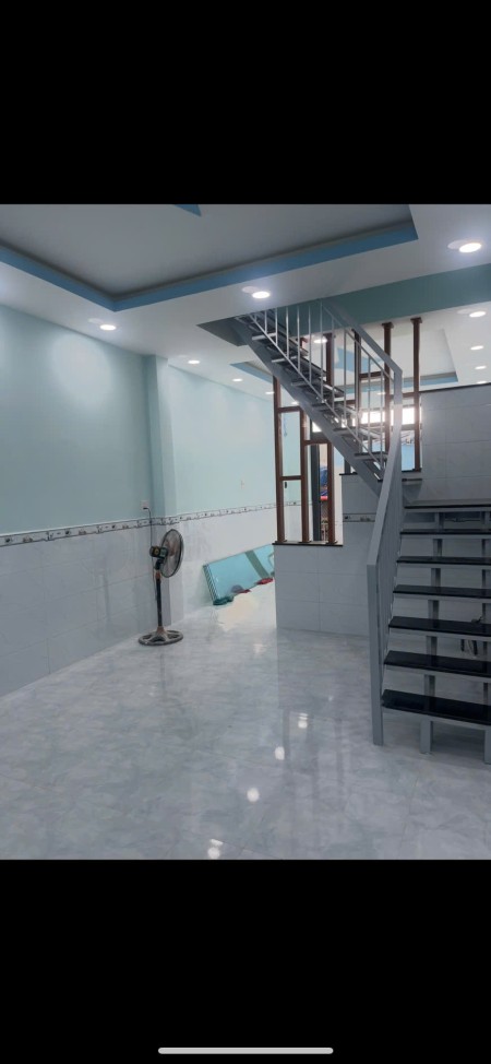 Cho Thuê Nhà Nguyên Căn tại 63/3C Tân Hóa