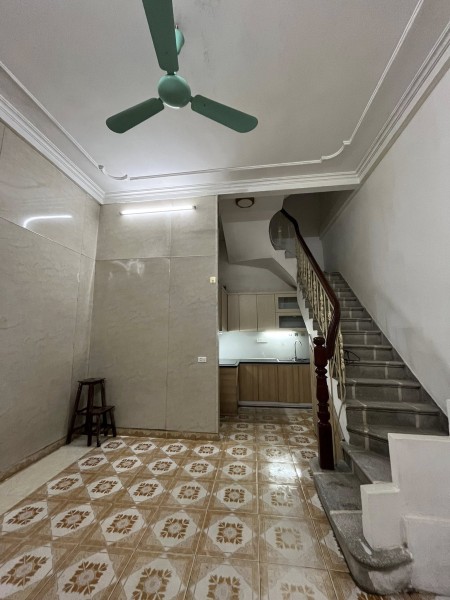 Cho thuê nhà nguyên căn 3 tầng – Ngõ Gốc Đề, Minh Khai