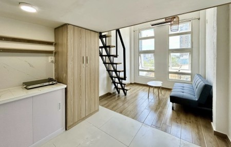 Duplex Ngay Sân Bay Rộng Thoáng Thang Máy