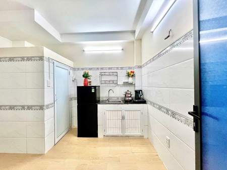 1 phòng duy nhất full tiện nghi giá rẻ chỉ 3tr2/tháng cho HSSV ngay cạnh AEON Tân Phú