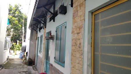 Nhà trọ nguyên căn 3x7m. 1 trệt 1 lầu suốt. Gần cầu Phú xuân.