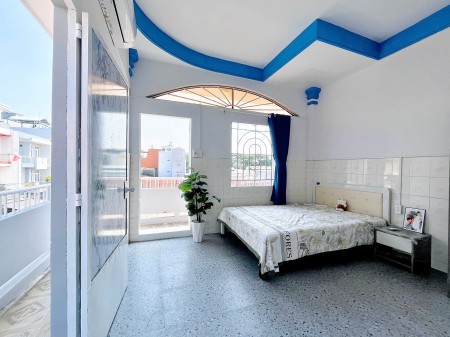 PHÒNG TÁCH BẾP - BANCOL - CỬA SỔ