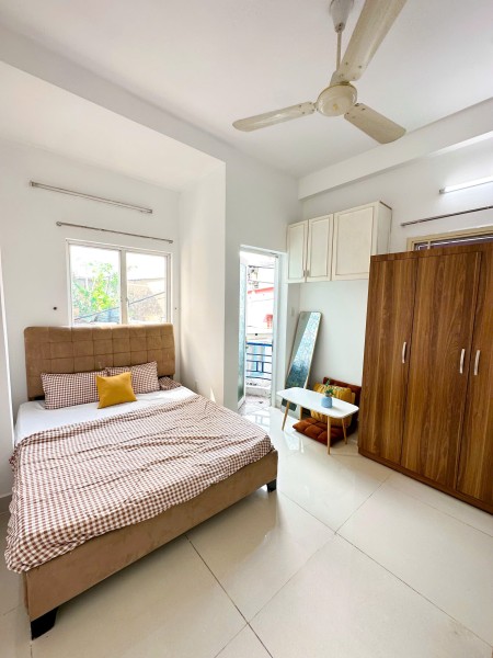 Phòng Trọ Có Ban Công - Full Nội Thất - Ngay Cầu Kiệu - Chợ Tân Định - Đại Học Kinh Tế