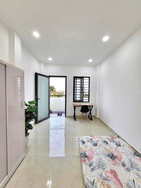 CĂN HỘ STUDIO FULL NỘI THẤT - THANG MÁY - CỬA SỔ TRỜI