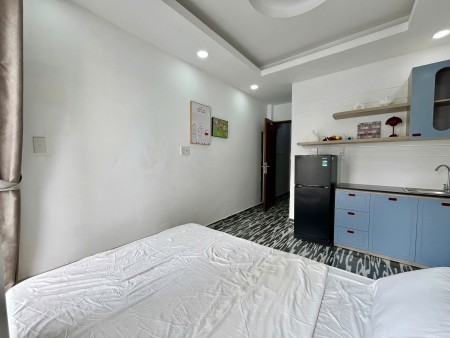 Cho thuê căn hộ dịch vụ tại trung tâm quận 1.