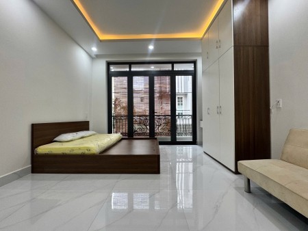 STUDIO FULL NỘI THẤT - BAN CÔNG - MỚI 100% - GIẶT RIÊNG