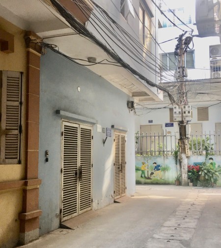 Chung cư mi ni Lê Trọng Tấn, Phương Liệt, diện tích 32 mét, có ban công, cửa sổ thoáng, hướng Đông N