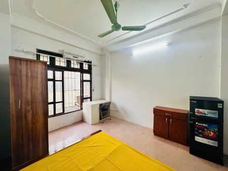 Cho thuê phòng đẹp giá rẻ, Kim Liên Đống Đa . Đi Bộ ra Vincom Phạm Ngọc thạch, ĐH Y...