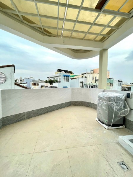 CHO THUÊ STUDIO BAN CÔNG LỚN GẦN QUẬN 10, trung tâm đi lại giữa các quận TB, Q3 Q5