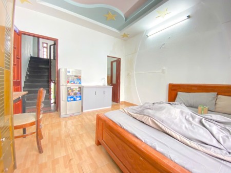 CHO THUÊ CHDV FULL NỘI THẤT VIEW CỬA SỔ TRỜI THOÁNG MÁT NGAY EMART PHAN HUY ÍCH