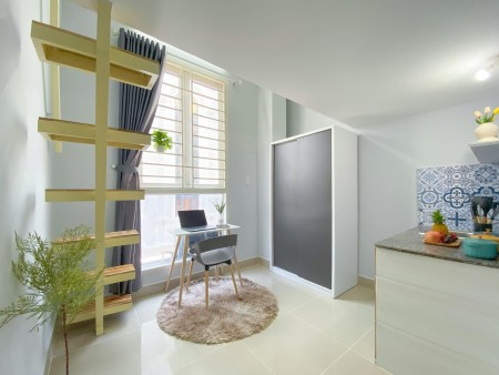 PHÒNG CÓ GÁC FULL NỘI THẤT CỬA SỔ TRỜI NGAY ĐẠI HỌC VĂN LANG