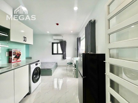 CHO THUÊ PHÒNG CỬA SỔ THOÁNG ĐÓN NẮNG TỰ NHIÊN, NGAY HOÀNG SA CẦU CÔNG LÝ Q3 - GẦN DINH ĐỘC LẬP Q1