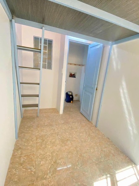 Phòng Gác SẠCH SẼ- Lầu 1 - Có cửa sổ - ĐH CÔNG NGHIỆP CS1 - CÔNG VIÊN GIA ĐỊNH