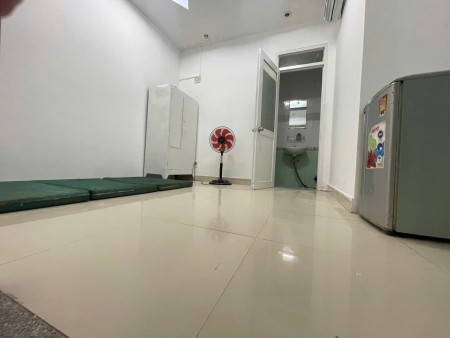 Chính chủ cho thuê phòng tiện nghi có thang máy trung tâm quận 3 giá 3,2tr