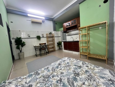 cho thuê phòng 19m2 tầng 1máy lạnh, bếp giờ giấc tự do cho thuê ngay Lạc Long Quân-Ni Sư Quỳnh Liên