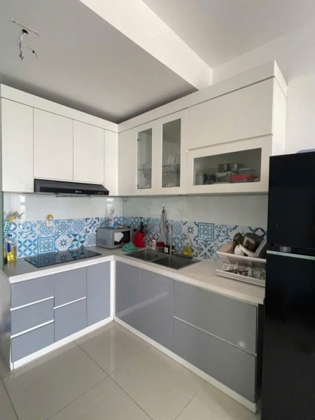 Chung cư 590 CMT8, Quận 3: 90m2, 3p ngủ, máy lạnh, 13triệu