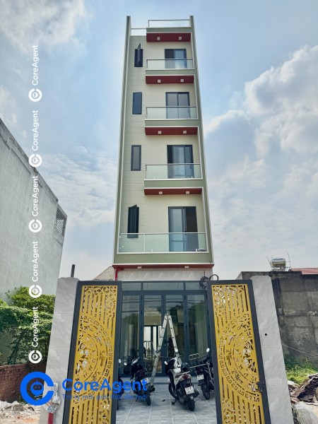 Studio ban công - Mới 100% - ngay 250 Võ Văn Hát