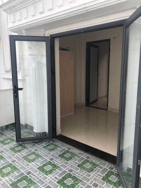  Giá thuê: 2 triệu/tháng CHO THUÊ PHÒNG BAN CÔNG 1/HÀ HUY GIÁP NGAY SÁT BẾN XE NGÃ TƯ GA Vị