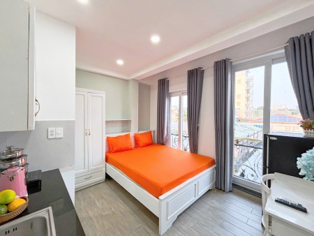 PHÒNG BAN CÔNG GIÁ TỐT NGAY CHỢ BÀU SEN Q5