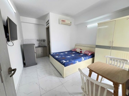 Căn hộ Studio ban công có thang máy máy giặt riêng ở Cách Mạng Tháng 8, Phường 11, Quận 3