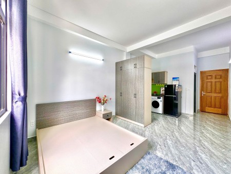 Cho Thuê Studio 28m2 Ban Công Máy Giặt Riêng Ngay Khu ETown, Tân Bình