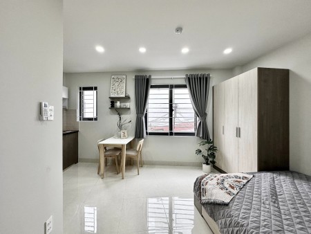 PHÒNG BAN CÔNG MỚI XÂY - TIỆN NGHI NGAY NHÀ GA T3