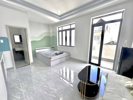 Phòng Cho Thuê Full Nội Thất Ban Công Cửa Sổ Thang Máy 35m2 Ngay Bùi Đình Tuý, Gần Q2, Q3, Q1