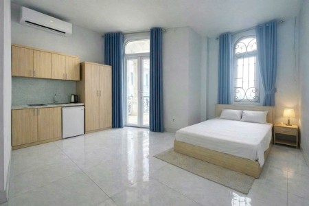 Chính chủ cho thuê phòng mới, có ban công thoáng full nội thất siêu đẹp ở gần Thống Nhất, QL1A