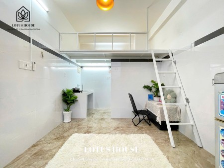 Cho thuê phòng trọ có gác ban công siêu thoáng gần Aeon Tân Phú