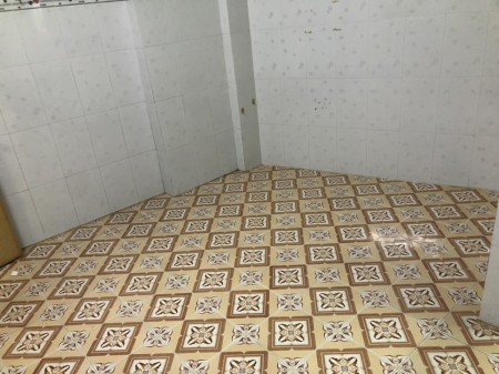 Phòng trọ dưới đất 16m2 tại quận 8 có bếp, vệ sinh riêng nằm trong khu an ninh