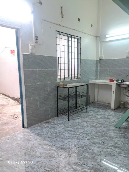 Cho thuê Phòng trọ đầu đường Phạm Văn Đồng vô 100 m