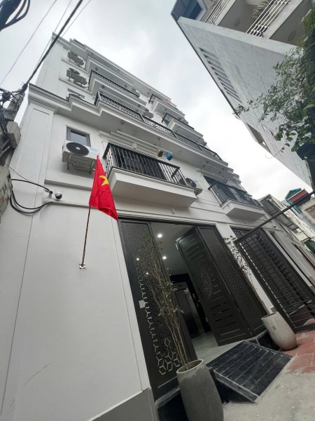 Cho thuê căn hộ full nội thất mới 100% Tại Ngọc Thụy, Long Biên, Hà Nội