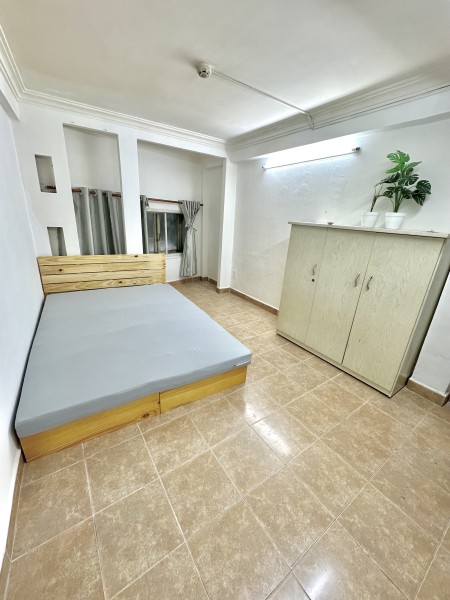 Phòng bờ kè mặt tiền Hoàng Sa, giờ giấc tự do, gần cv Lê Thị Riêng