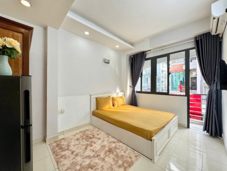 PHÒNG BAN CÔNG CÓ THANG MÁY GẦN VẠN HẠNH MALL