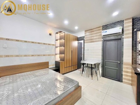 Cho Thuê Phòng Full Nội Thất Gỗ 30m2 Nằm Ngay Tại Nguyễn Công Hoan, gần Q3, Q1, công viên Phú Nhuận